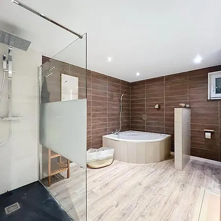 La Maison Du Tumulus - Cosy Retreat & Balneo