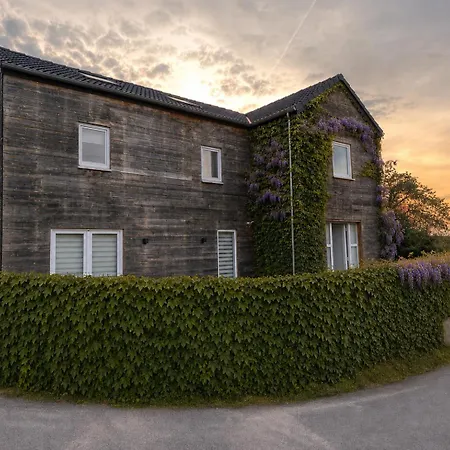 La Maison Du Tumulus - Cosy Retreat & Balneo